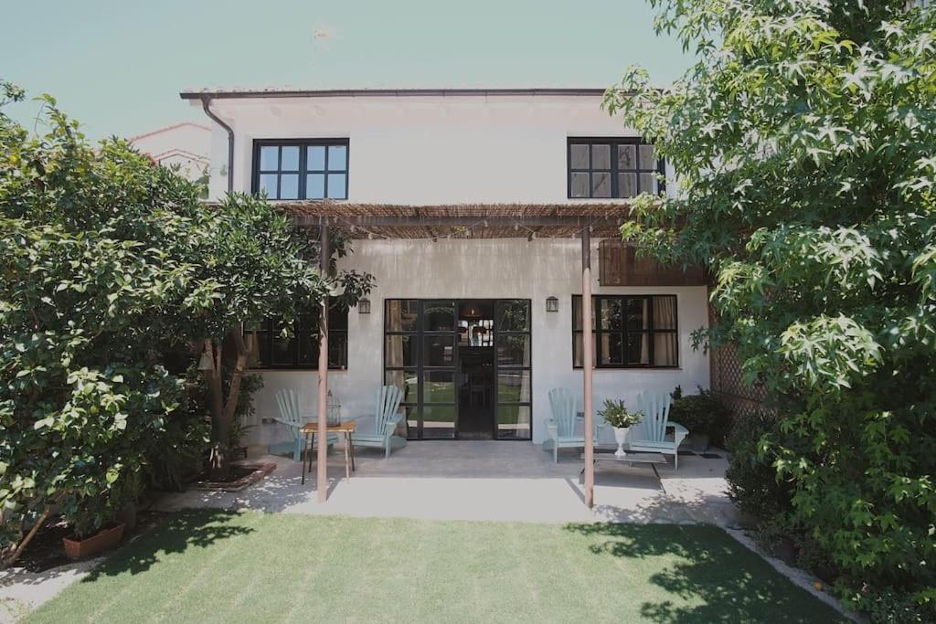 La Casa Del Jardin Villa Candeleda Exterior photo